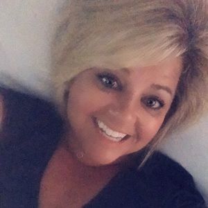 Meet your Posher, Mandy